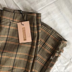 Missguided Plaid Botton Side Ankle Pants